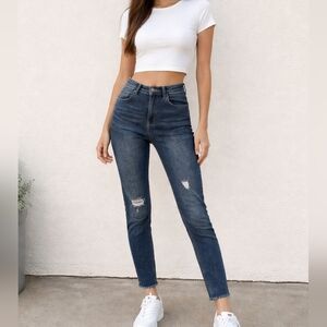 We The Free Free People High Rise Distressed Raw Hem Ankle Jeans Size 31